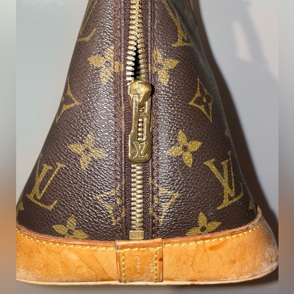 Vintage Louis Vuitton Alma bag - Picture 4 of 7